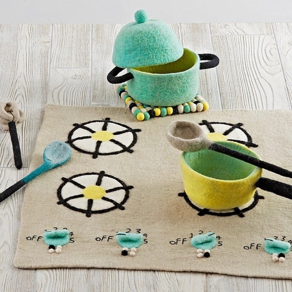 Land Of Nod Toys Land Of Nod Felt Kitchencooking Play Set Bnip Poshmark